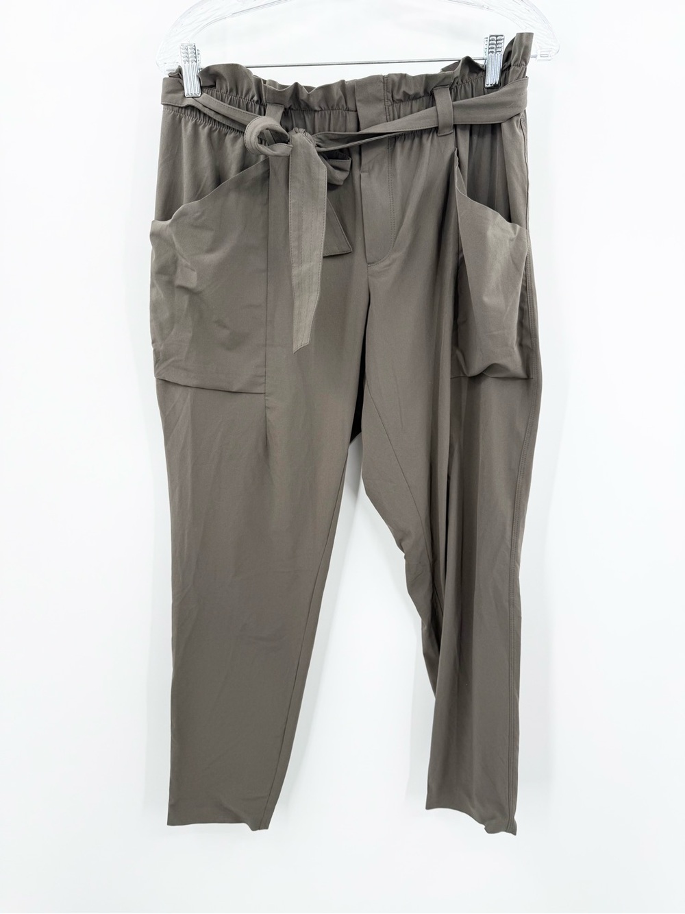 Athleta Women's Skyline Paper Bag Waist Pants Size 12 Taupe